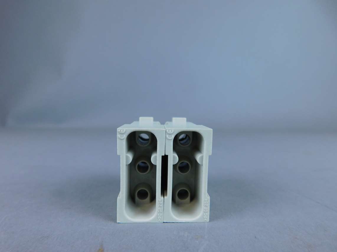 ILME CX 03 4M Connector - Image 4