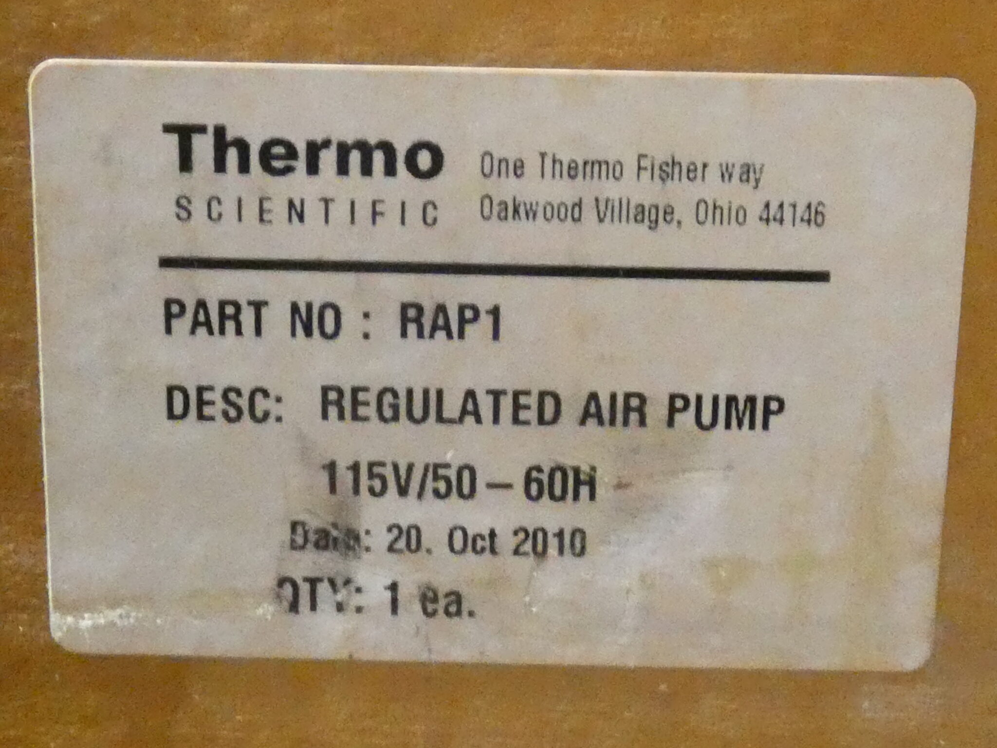 Thermo Scientific RAP1 Regulated Air Pump, 115V – GPM Surplus